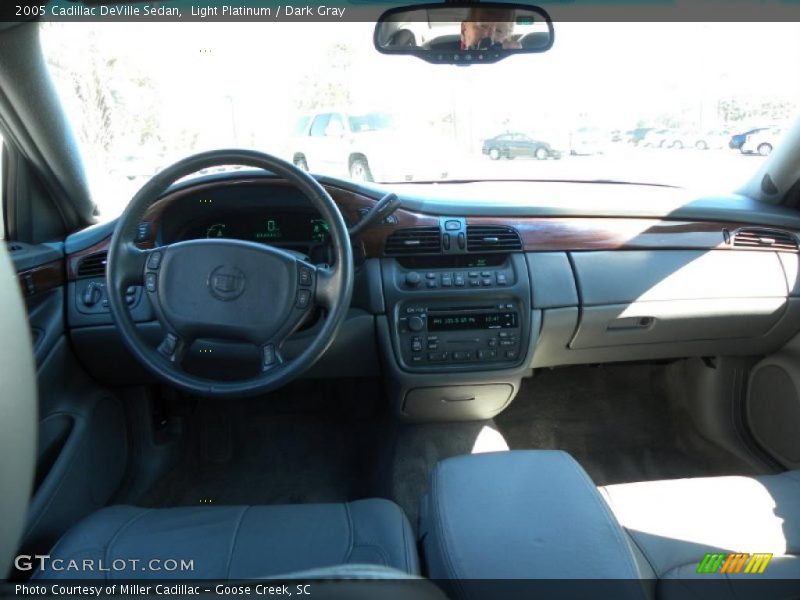 Light Platinum / Dark Gray 2005 Cadillac DeVille Sedan