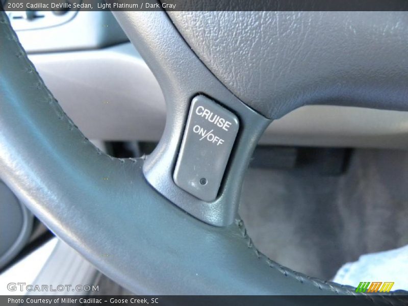 Light Platinum / Dark Gray 2005 Cadillac DeVille Sedan