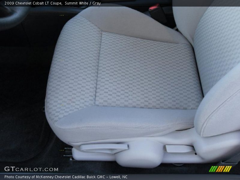 Summit White / Gray 2009 Chevrolet Cobalt LT Coupe