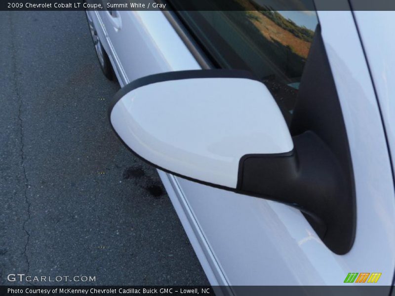 Summit White / Gray 2009 Chevrolet Cobalt LT Coupe