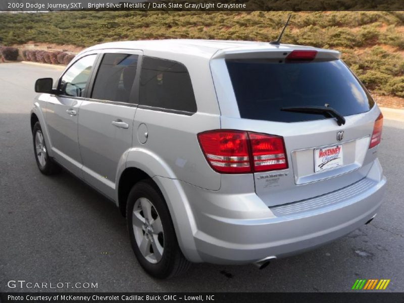 Bright Silver Metallic / Dark Slate Gray/Light Graystone 2009 Dodge Journey SXT