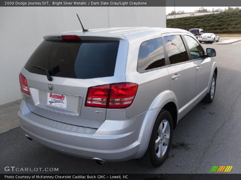 Bright Silver Metallic / Dark Slate Gray/Light Graystone 2009 Dodge Journey SXT