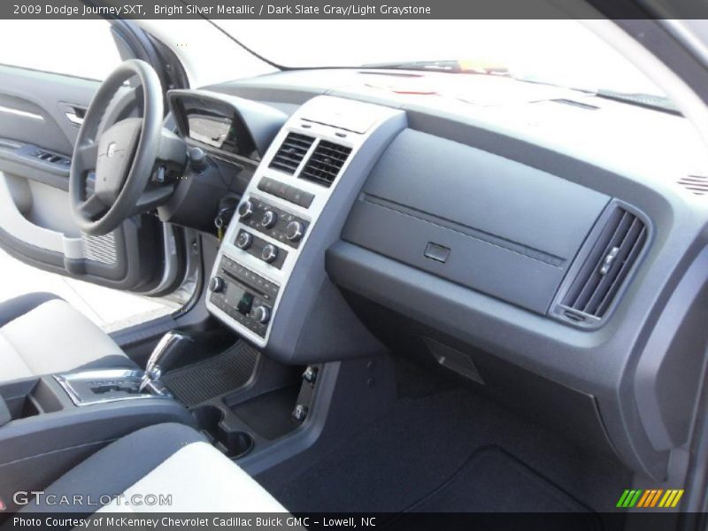Bright Silver Metallic / Dark Slate Gray/Light Graystone 2009 Dodge Journey SXT