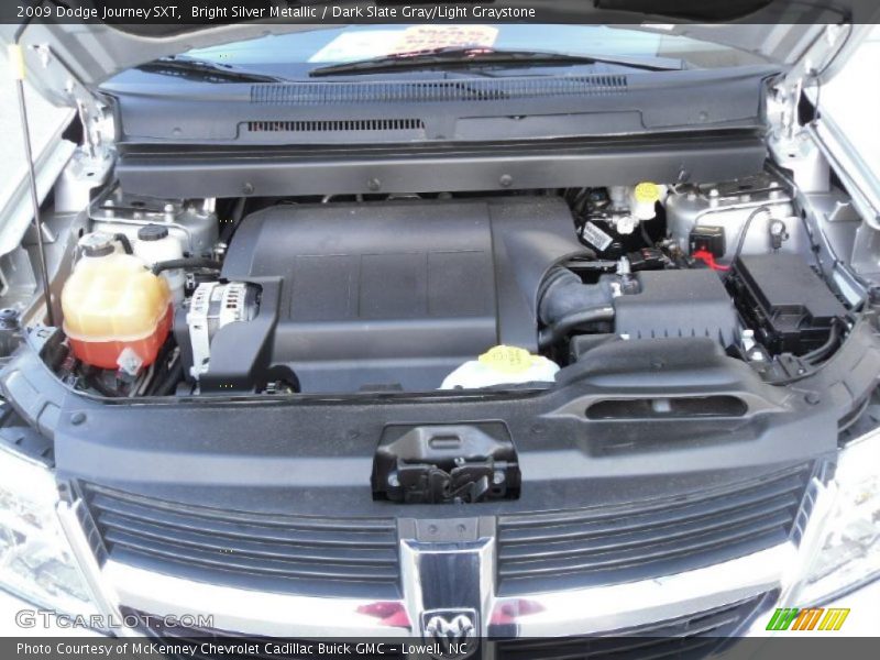 Bright Silver Metallic / Dark Slate Gray/Light Graystone 2009 Dodge Journey SXT