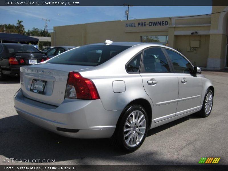 Silver Metallic / Quartz 2010 Volvo S40 2.4i