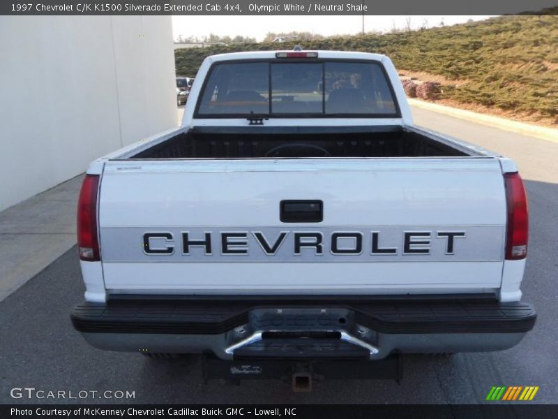 Olympic White / Neutral Shale 1997 Chevrolet C/K K1500 Silverado Extended Cab 4x4