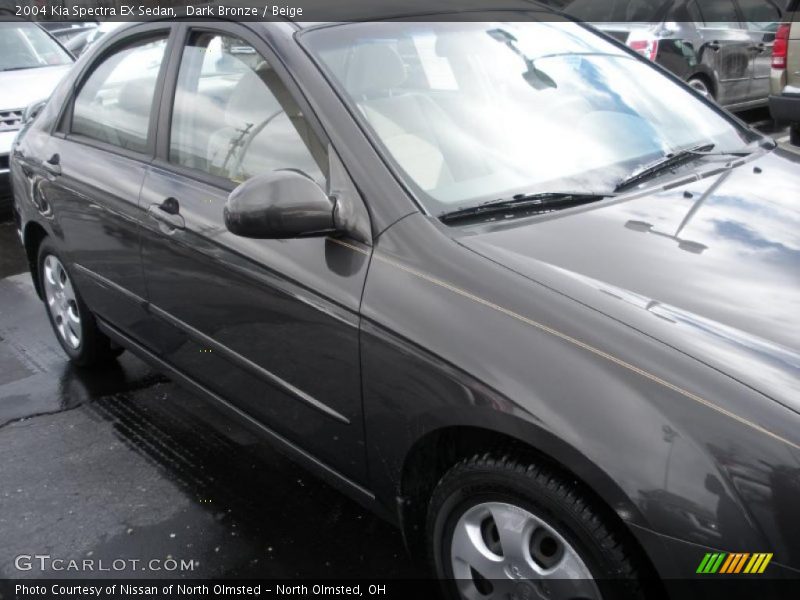 Dark Bronze / Beige 2004 Kia Spectra EX Sedan