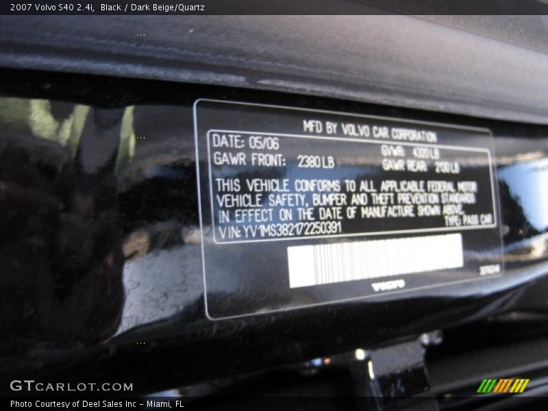 Black / Dark Beige/Quartz 2007 Volvo S40 2.4i