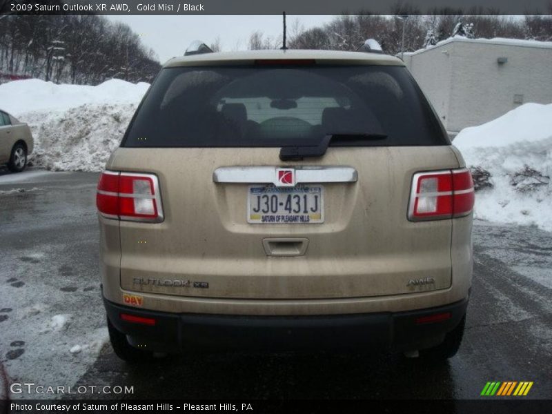 Gold Mist / Black 2009 Saturn Outlook XR AWD