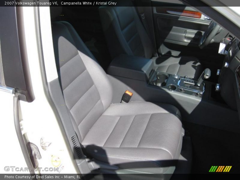 Campanella White / Kristal Grey 2007 Volkswagen Touareg V6