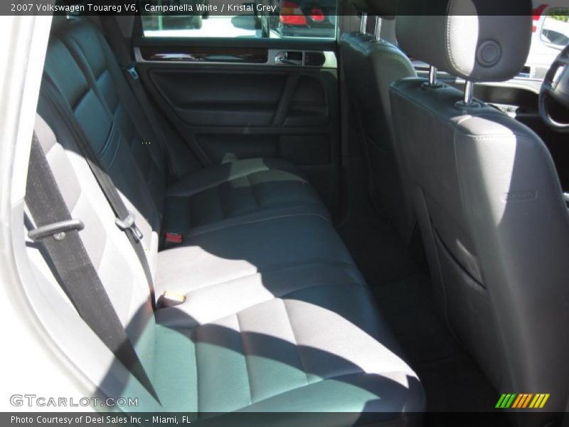 Campanella White / Kristal Grey 2007 Volkswagen Touareg V6