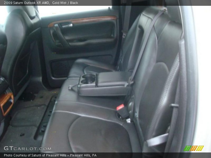 Gold Mist / Black 2009 Saturn Outlook XR AWD