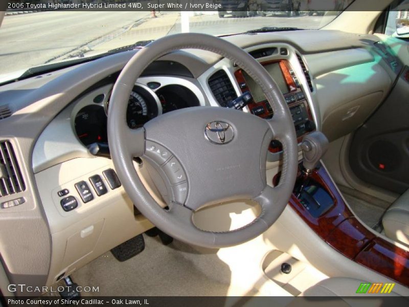Super White / Ivory Beige 2006 Toyota Highlander Hybrid Limited 4WD