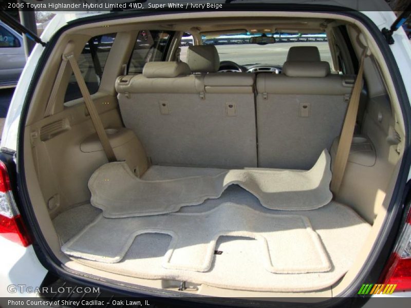 Super White / Ivory Beige 2006 Toyota Highlander Hybrid Limited 4WD