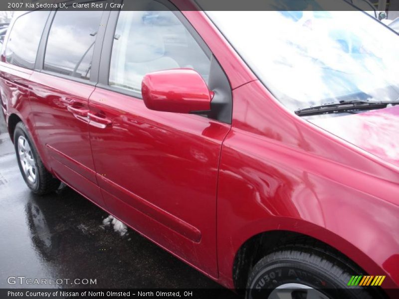 Claret Red / Gray 2007 Kia Sedona LX