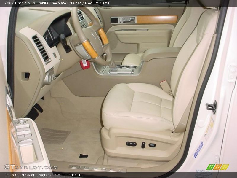 White Chocolate Tri Coat / Medium Camel 2007 Lincoln MKX