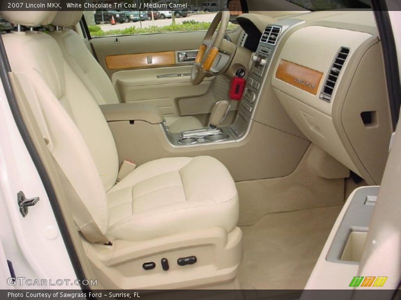 White Chocolate Tri Coat / Medium Camel 2007 Lincoln MKX