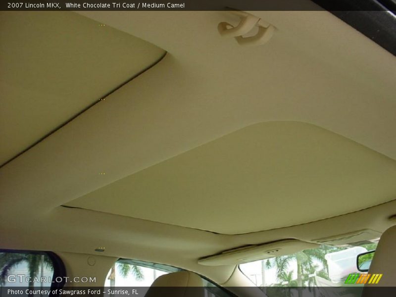 White Chocolate Tri Coat / Medium Camel 2007 Lincoln MKX