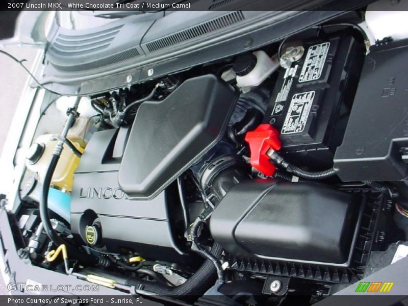 White Chocolate Tri Coat / Medium Camel 2007 Lincoln MKX