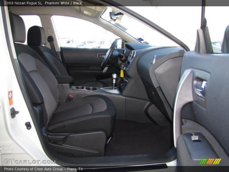 Phantom White / Black 2009 Nissan Rogue SL