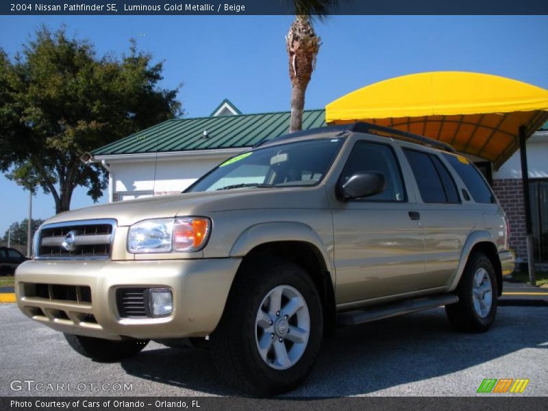 Luminous Gold Metallic / Beige 2004 Nissan Pathfinder SE