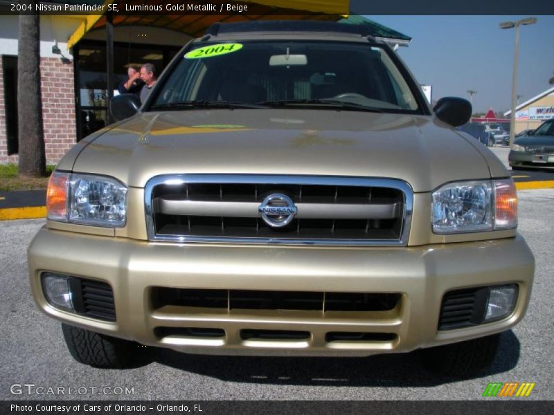 Luminous Gold Metallic / Beige 2004 Nissan Pathfinder SE