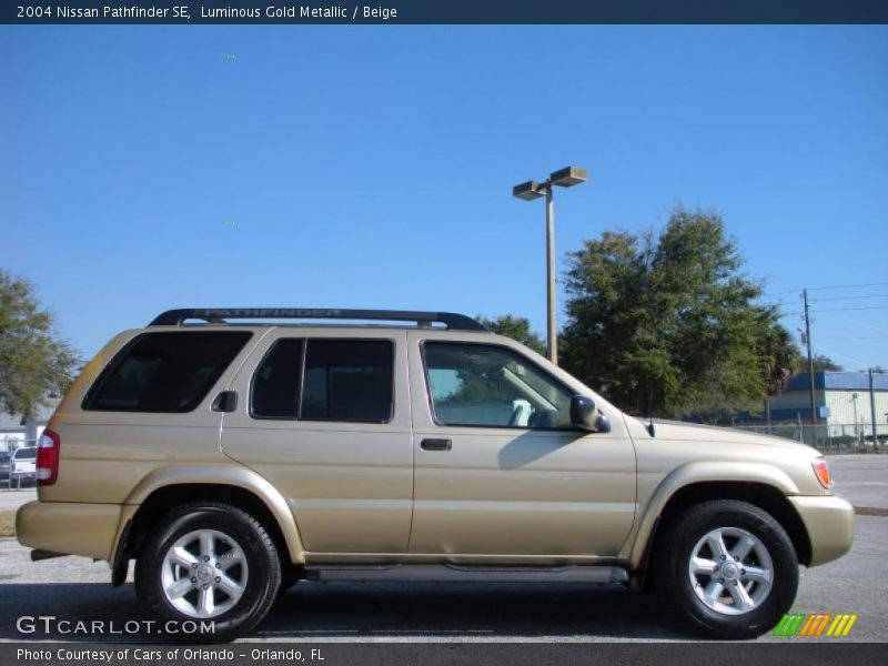 Luminous Gold Metallic / Beige 2004 Nissan Pathfinder SE