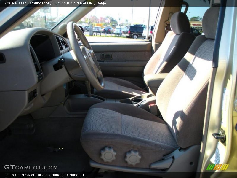 Luminous Gold Metallic / Beige 2004 Nissan Pathfinder SE
