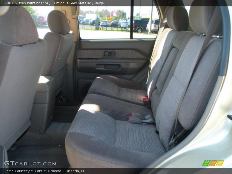 Luminous Gold Metallic / Beige 2004 Nissan Pathfinder SE