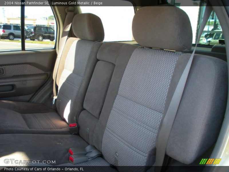 Luminous Gold Metallic / Beige 2004 Nissan Pathfinder SE