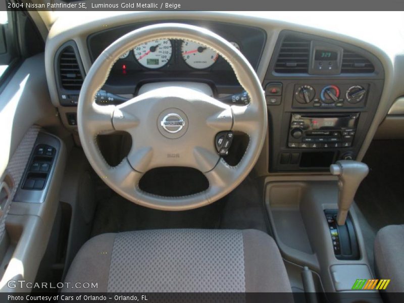 Luminous Gold Metallic / Beige 2004 Nissan Pathfinder SE