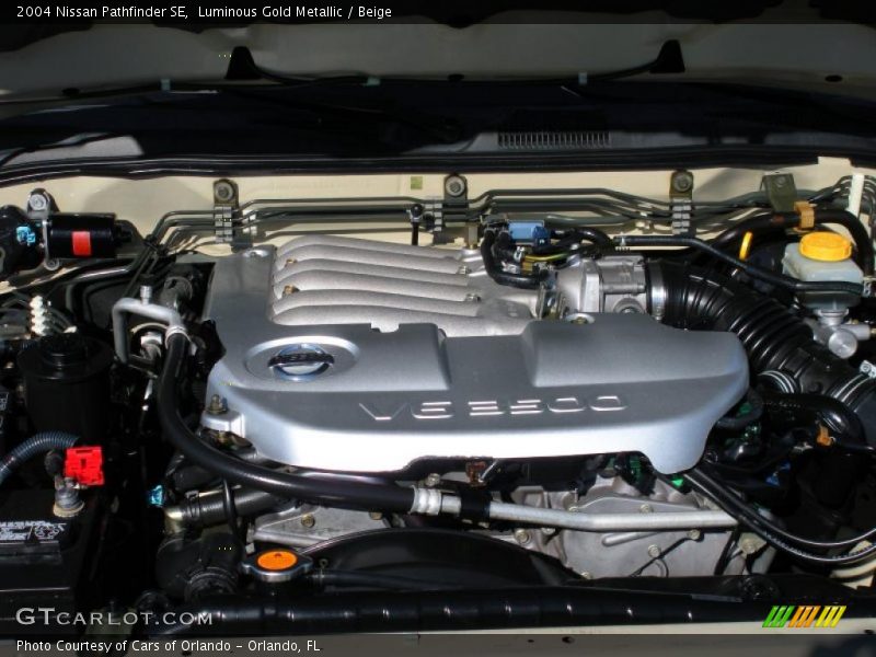 Luminous Gold Metallic / Beige 2004 Nissan Pathfinder SE