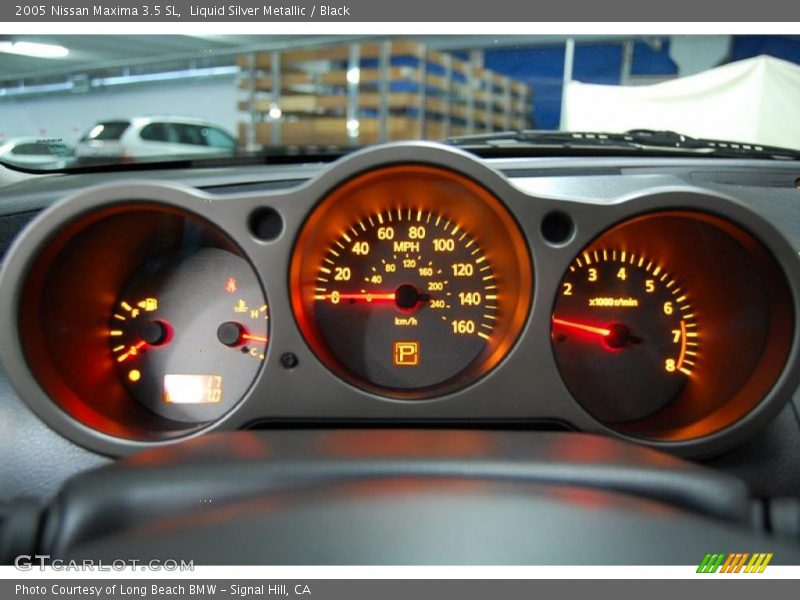 Liquid Silver Metallic / Black 2005 Nissan Maxima 3.5 SL