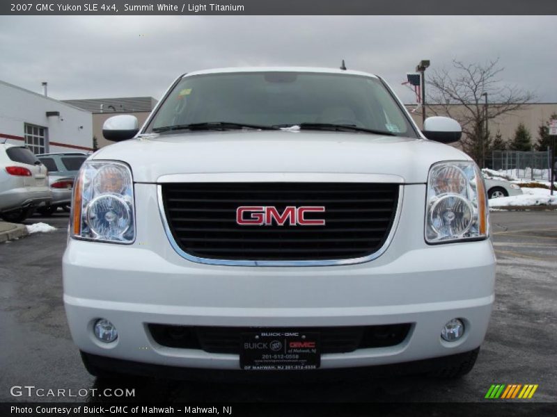 Summit White / Light Titanium 2007 GMC Yukon SLE 4x4