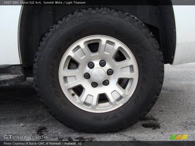 Summit White / Light Titanium 2007 GMC Yukon SLE 4x4