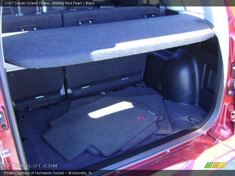 Shining Red Pearl / Black 2007 Suzuki Grand Vitara