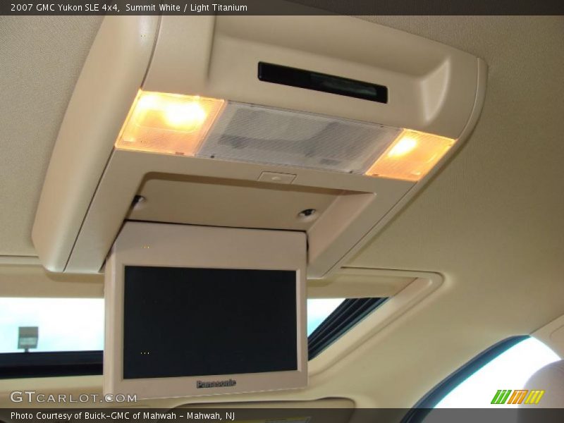 Summit White / Light Titanium 2007 GMC Yukon SLE 4x4