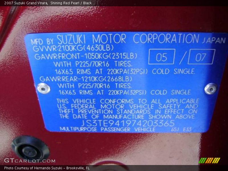 Shining Red Pearl / Black 2007 Suzuki Grand Vitara