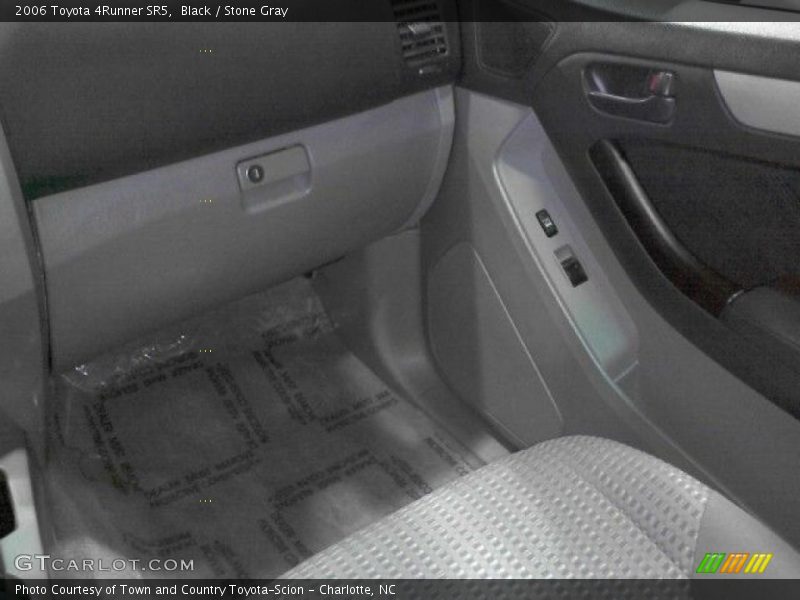 Black / Stone Gray 2006 Toyota 4Runner SR5