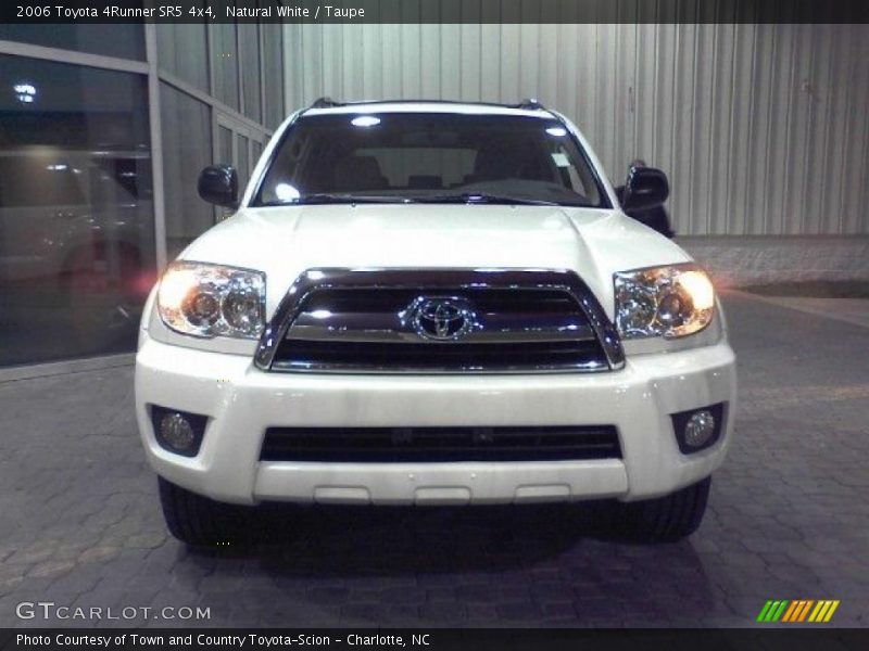 Natural White / Taupe 2006 Toyota 4Runner SR5 4x4
