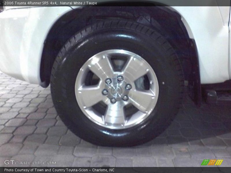 Natural White / Taupe 2006 Toyota 4Runner SR5 4x4
