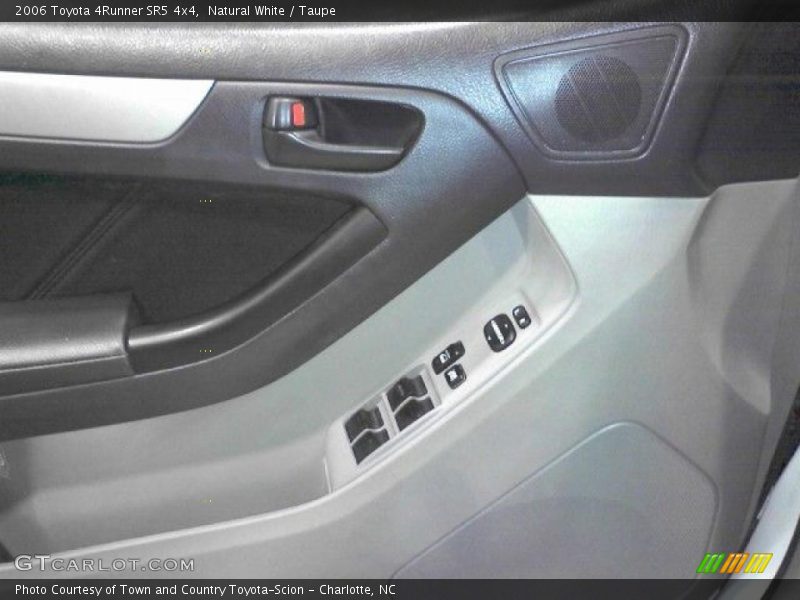 Natural White / Taupe 2006 Toyota 4Runner SR5 4x4