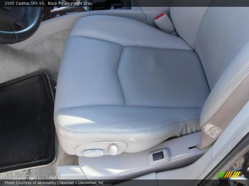 Black Raven / Light Gray 2005 Cadillac SRX V6