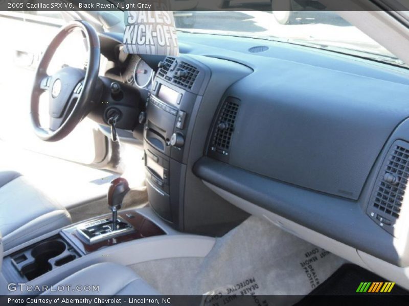 Black Raven / Light Gray 2005 Cadillac SRX V6
