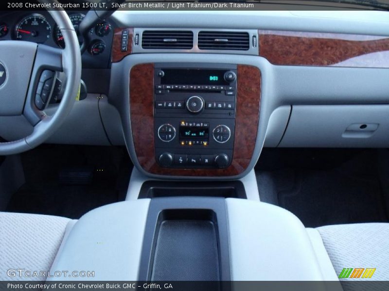 Silver Birch Metallic / Light Titanium/Dark Titanium 2008 Chevrolet Suburban 1500 LT