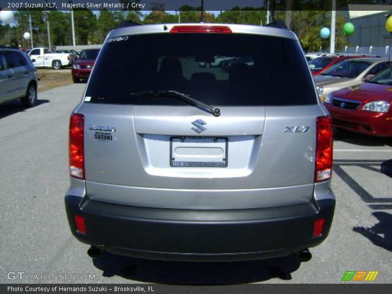 Majestic Silver Metallic / Grey 2007 Suzuki XL7