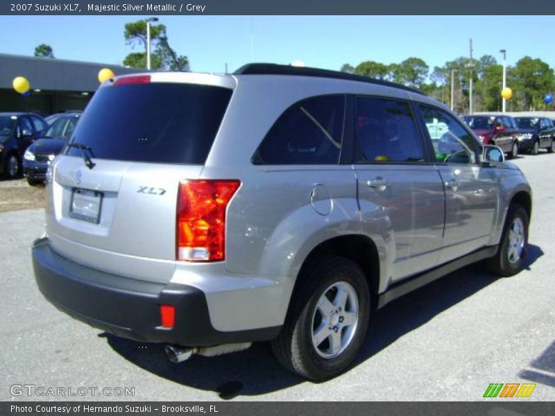 Majestic Silver Metallic / Grey 2007 Suzuki XL7