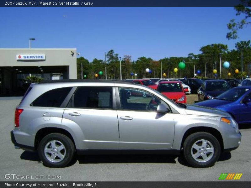 Majestic Silver Metallic / Grey 2007 Suzuki XL7