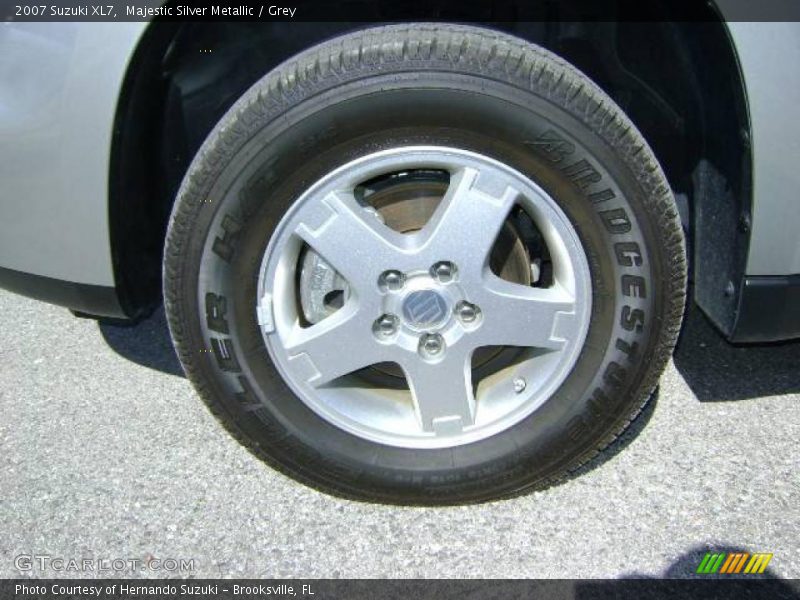Majestic Silver Metallic / Grey 2007 Suzuki XL7