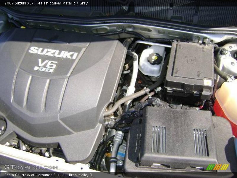 Majestic Silver Metallic / Grey 2007 Suzuki XL7